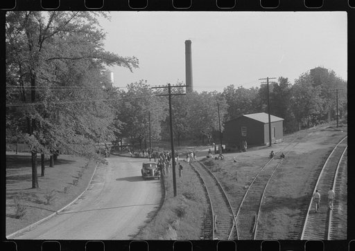Untitled photo, possibly related to: Pickets outside a textile mill in Greensboro, Greene County, Georgia