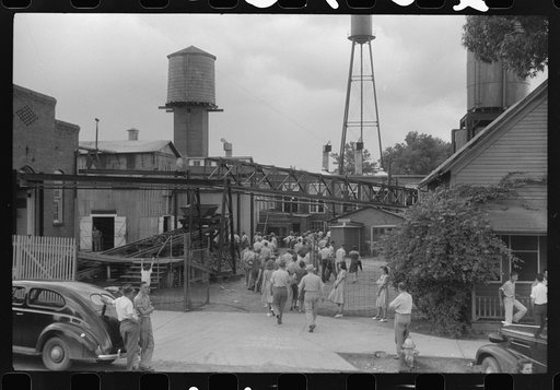 Untitled photo, possibly related to: The second shift at the textile mill in Union Point, Greene County, Georgia