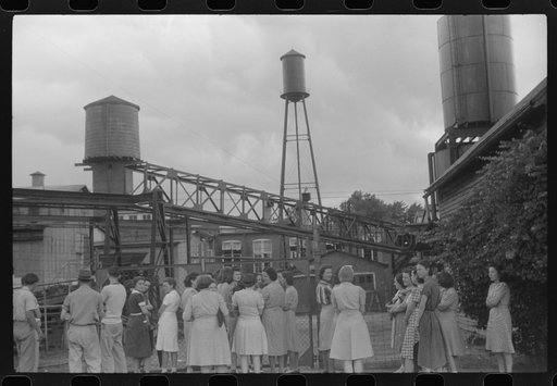 Untitled photo, possibly related to: The second shift at the textile mill in Union Point, Greene County, Georgia