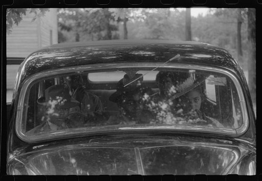 Untitled photo, possibly related to: Waiting for church to begin, near Greshamville, Greene County, Georgia
