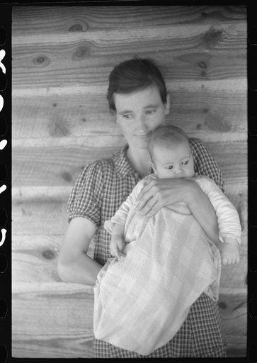 Untitled photo, possibly related to: Tenant farmer family in northern Greene County, Georgia