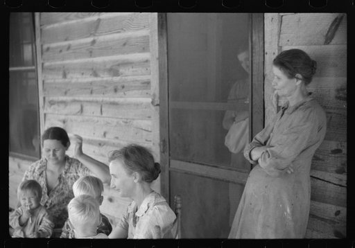 Untitled photo, possibly related to: Tenant farmer family in northern Greene County, Georgia