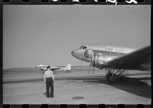 Washington, D.C. A plane coming into the municipal airport