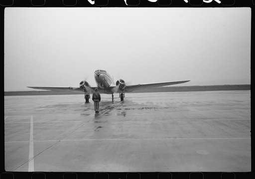 Untitled photo, possibly related to: A plane coming in at municipal airport in Washington D.C.