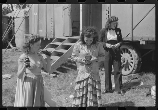 At the "girlie" show at the fair in Rutland, Vermont
