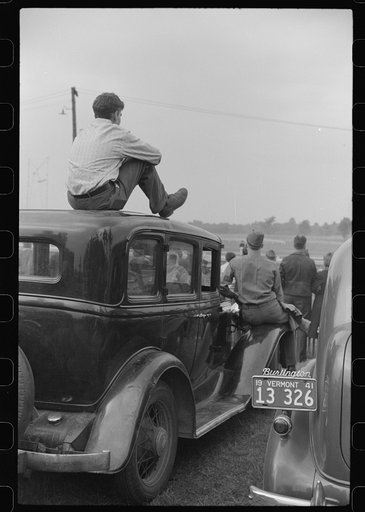 Untitled photo, possibly related to: Spectators at the Champlain Valley Exposition, Essex Junction, Vermont