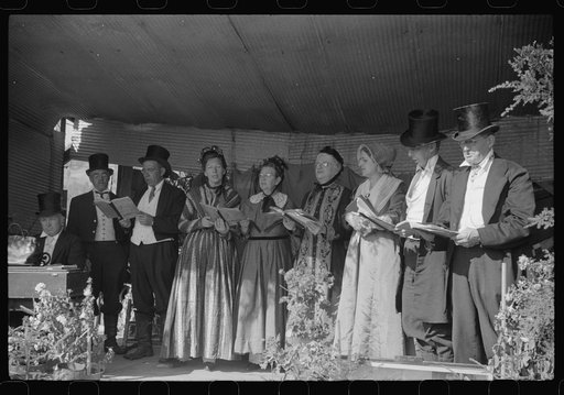 Untitled photo, possibly related to: Ballad singers at the "World's Fair" in Tunbridge, Vermont