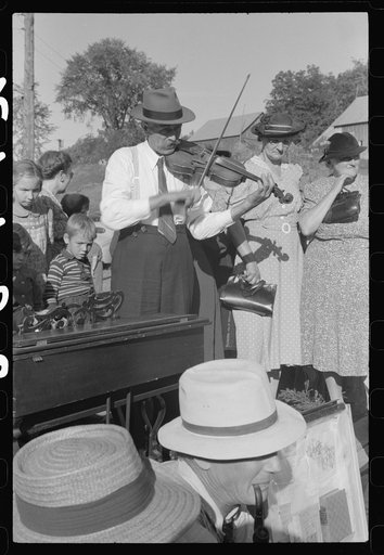 Mr. Ed Larkin, seventy-eight year old fiddler at the "World's Fair" in Tunbridge, Vermont