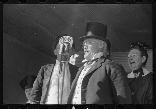 Untitled photo, possibly related to: Ballad singers at the "World's Fair" in Tunbridge, Vermont