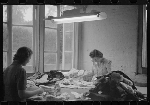 Untitled photo, possibly related to: Union Point, Greene County, Georgia. Union Point hosiery mill