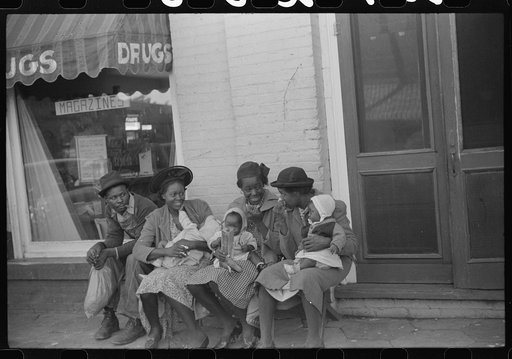 Greensboro, Greene County, Georgia. Street scene