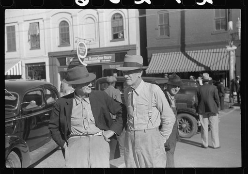 Untitled photo, possibly related to: Greensboro, Greene County, Georgia. Street scene