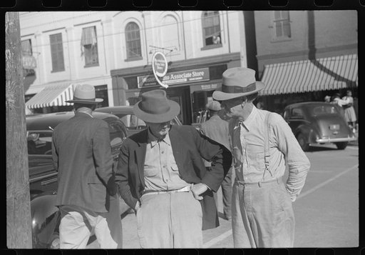 Untitled photo, possibly related to: Greensboro, Greene County, Georgia. Street scene