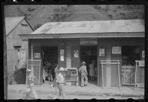 Street scene in the tobacco town of Barranquitas, Puerto Rico