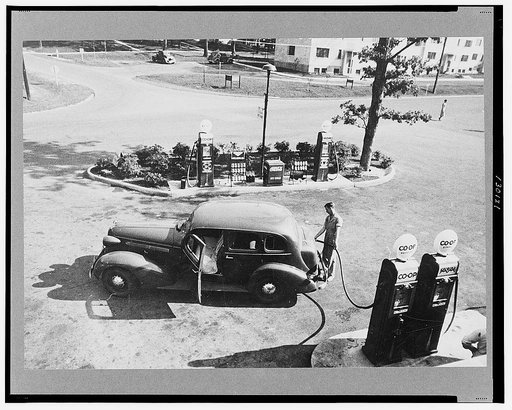 Cooperative gas station at Greenbelt, Maryland