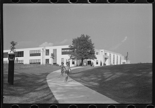 Untitled photo, possibly related to: Greenbelt school, Maryland