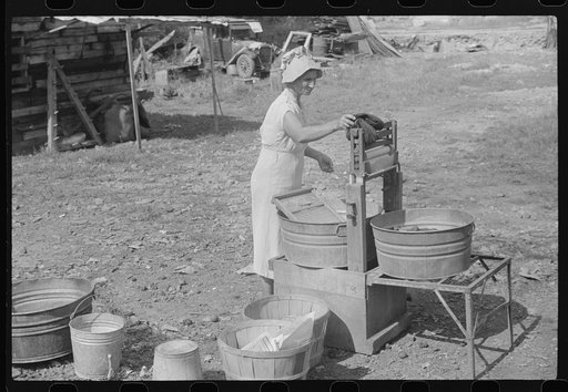 Untitled photo, possibly related to: Wife of WPA (Works Progress Administration) worker, Charleston, West Virginia