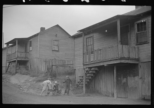 Coal miners' children playing in front of their homes, Chaplin, West Virginia
