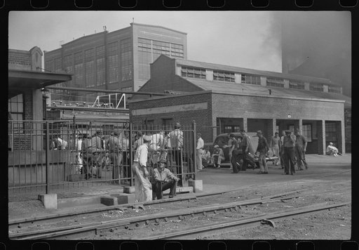 Lunch hour, part of Carbon Carbide Company (Westvaco). South Charleston, West Virginia