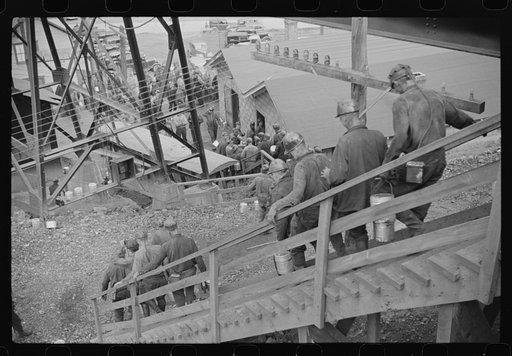 Change of shift, coal mine, Maidsville, West Virginia