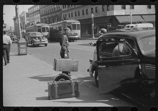 Untitled photo, possibly related to: White porter (bellhop), Henry Grady Hotel, Atlanta, Georgia