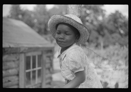 Daughter of Pauline Clyburn, rehabilitation borrower. Manning, Clarendon County, South Carolina