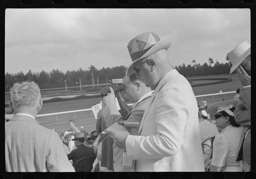 Horse races, Hialeah Park, Miami, Florida