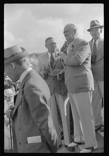 Horse races, Hialeah Park, Miami, Florida