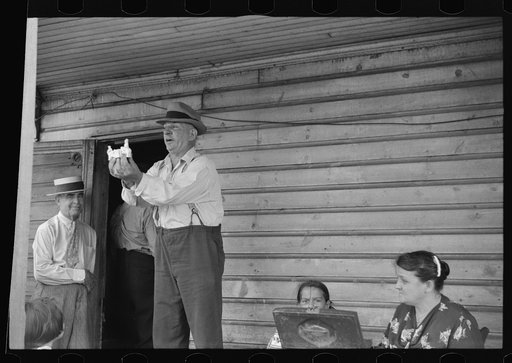 Untitled photo, possibly related to: Auction sale of house and household goods, York County, Pennsylvania