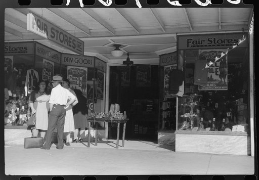 Untitled photo, possibly related to: Saturday afternoon on main street, Lexington, Mississippi Delta, Mississippi