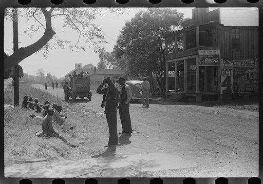 Negro section of town, Saturday afternoon, Belzoni, Mississippi