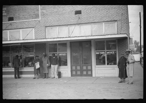 Untitled photo, possibly related to: Negroes in front of doctor's office in Merigold, Mississippi