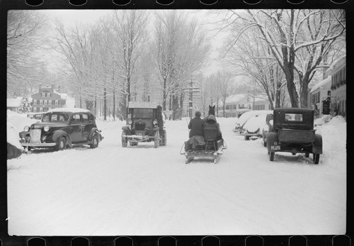Mr. G.W. Clarke coming to town to sell butter on Saturday. Woodstock, Vermont. He is seventy-one years old and has always been a resident of Vermont