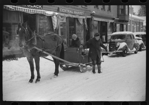 Mr. G.W. Clarke coming to town to sell butter on Saturday. Woodstock, Vermont. He is seventy-one years old and has always been a resident of Vermont