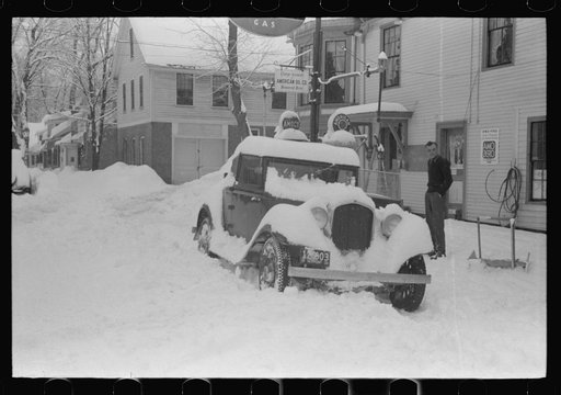 Untitled photo, possibly related to: Car stalled after snowstorm, Woodstock, Vermont