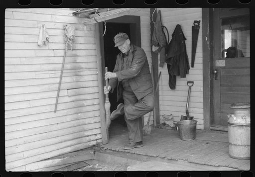 Farmer going into dinner. Franconia, New Hampshire