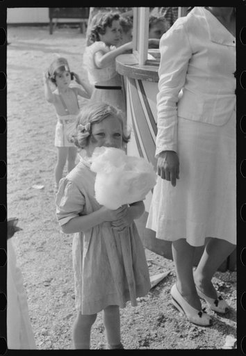 Untitled photo, possibly related to: Cotton Carnival, Memphis, Tennessee