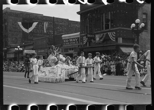 Untitled photo, possibly related to: Cotton Carnival, Memphis, Tennessee