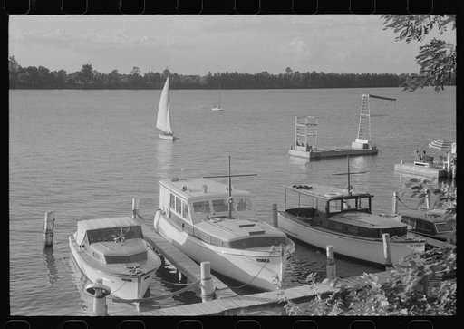 Yacht basin, Louisville, Kentucky