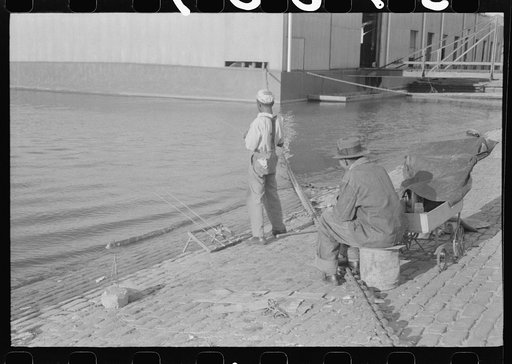 Fishing along the Ohio River, Louisvillle, Kentucky