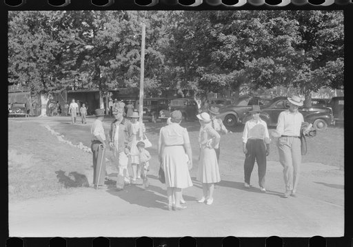 Untitled photo, possibly related to: Cars parked in fairgrounds during county fair and horse show. Shelbyville, Kentucky