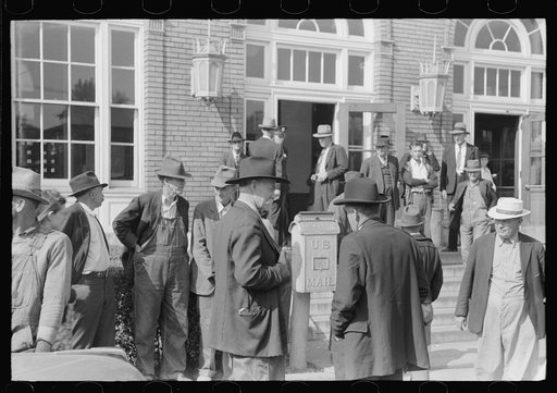 Farmers and townspeople in front of federal building on court day, Jackson, Kentucky