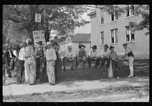 Farmers hanging around courthouse on court day during lunch hour. Campton, Kentucky