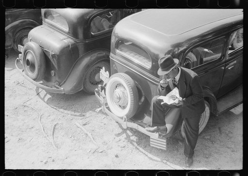 Outdoor picnic during the noon intermission of an all-day ministers and deacons meeting. Near Yanceyville, Caswell County, North Carolina
