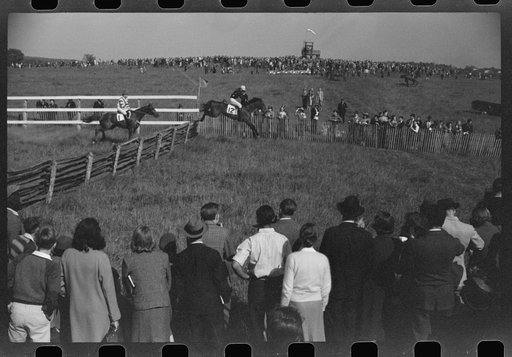 Untitled photo, possibly related to: Horse races, Warrenton, Virginia