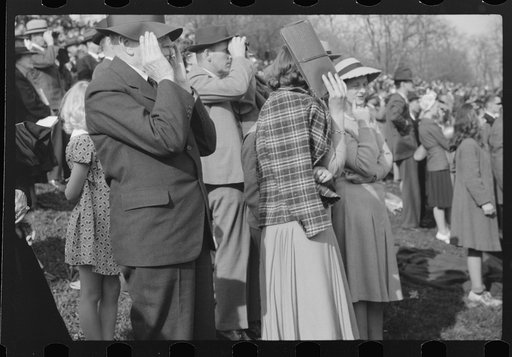 Spectators at the Point to Point cup race of the Maryland Hunt Club. Worthington Valley, near Glyndon, Maryland