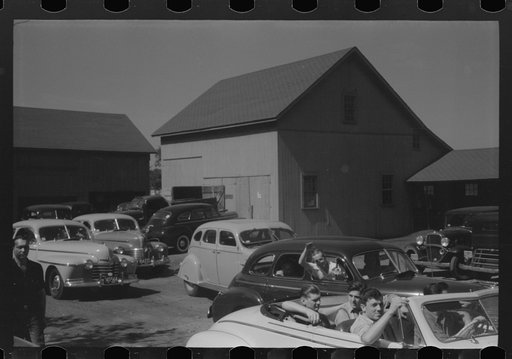 East Hartford, Connecticut. Congestion outside the Pratt and Whitney United aircraft plant at the afternoon change of shift