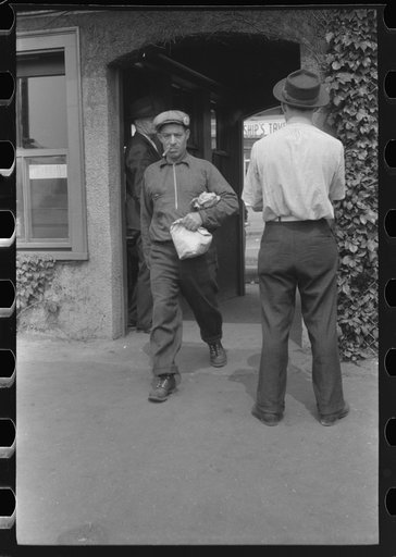 Workers entering plant at afternoon change of shift. Electric Boat Works, Groton, Connecticut