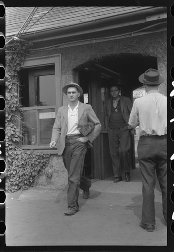 Workers entering plant at afternoon change of shift. Electric Boat Works, Groton, Connecticut