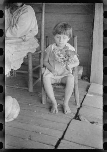 Untitled photo, possibly related to: Laura Minnie Lee Tengle, Hale County, Alabama